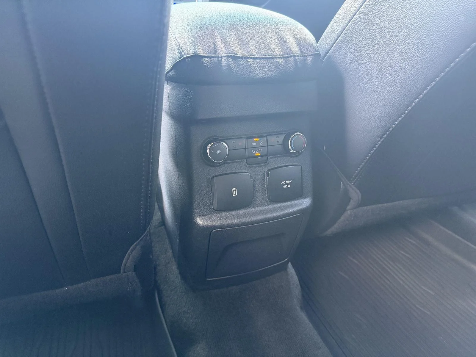 Used 2017 Shadow Black Ford Limited image 9