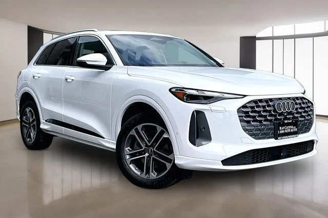 2025 Audi Q5 40 Premium's photo