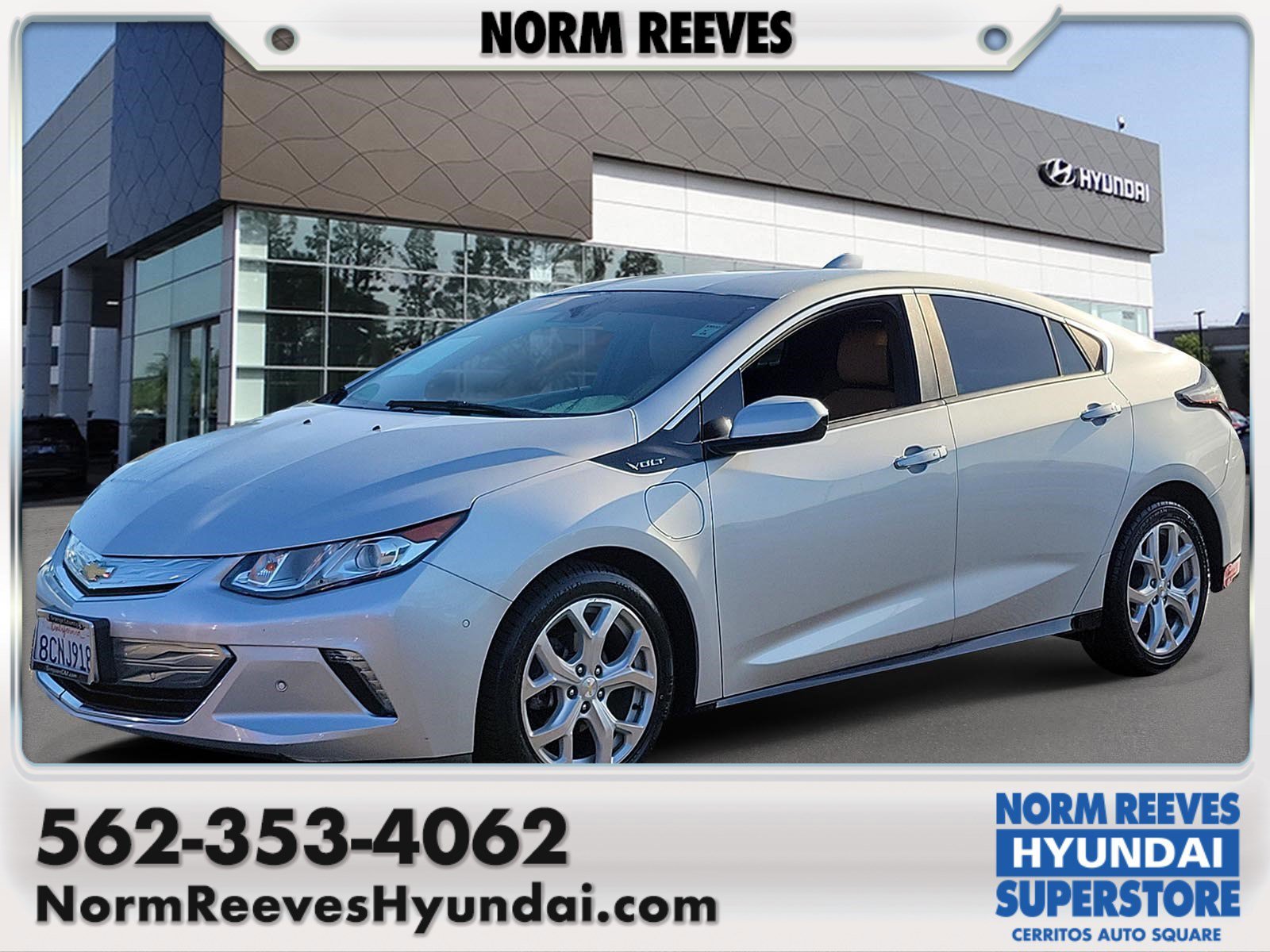 2018 Chevrolet Volt Premier's photo