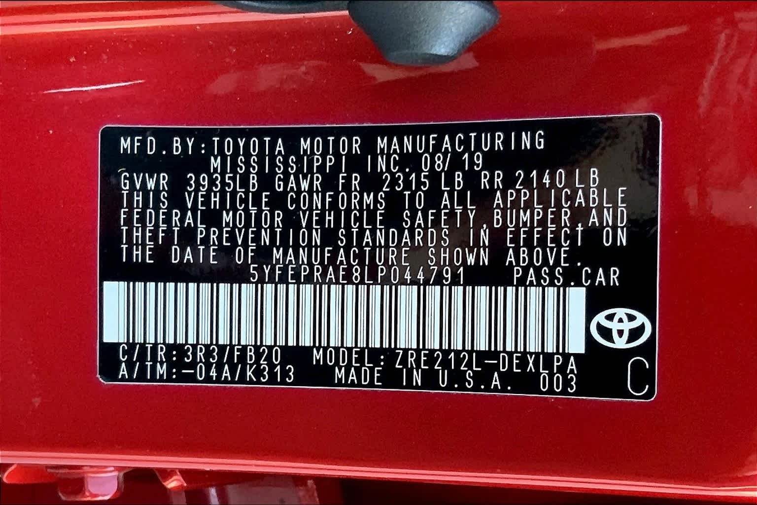 Used 2020 Barcelona Red Metallic Toyota LE image 34