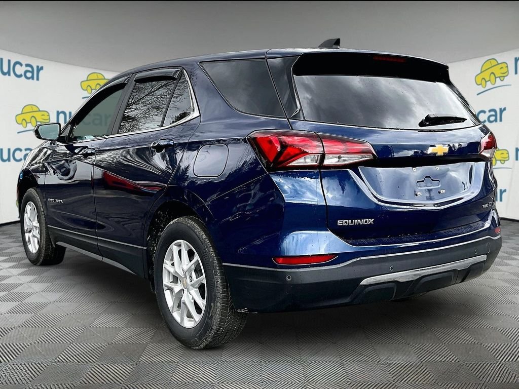 Used 2022 Blue Chevrolet LT image 5