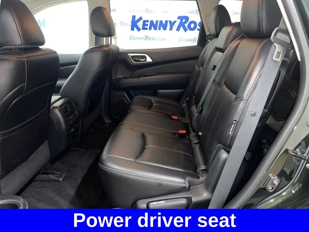Used 2019 Green Nissan SL image 10