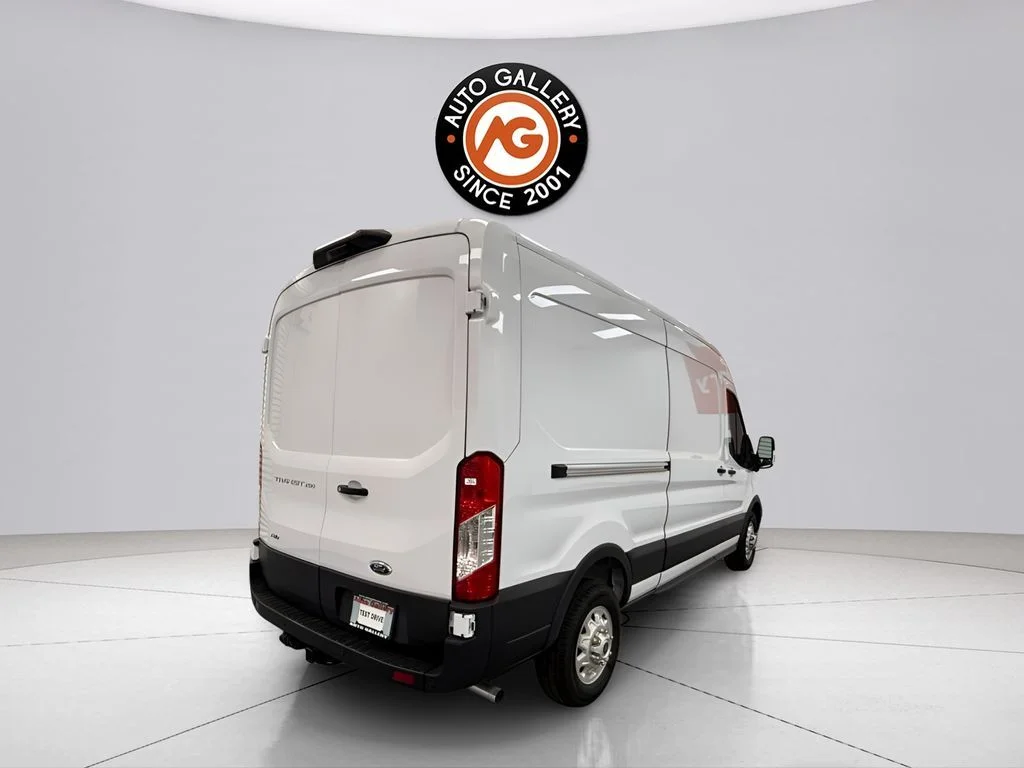 Used 2024 White Ford Base image 3
