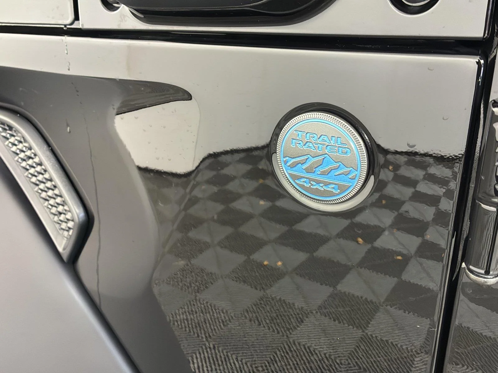 Used 2025 Black Clearcoat Jeep Sport S image 10