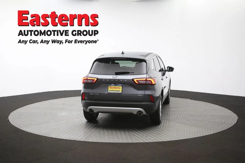 Used 2024 Gray Ford Active image 39