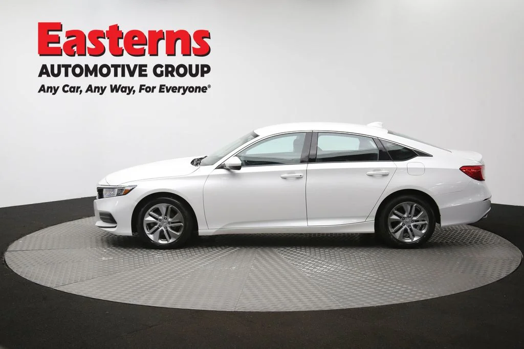 Used 2020 White Honda LX image 57