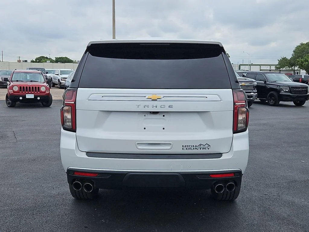 Certified Used 2021 IRIDESCENT PEARL TRICOAT Chevrolet High Country image 5