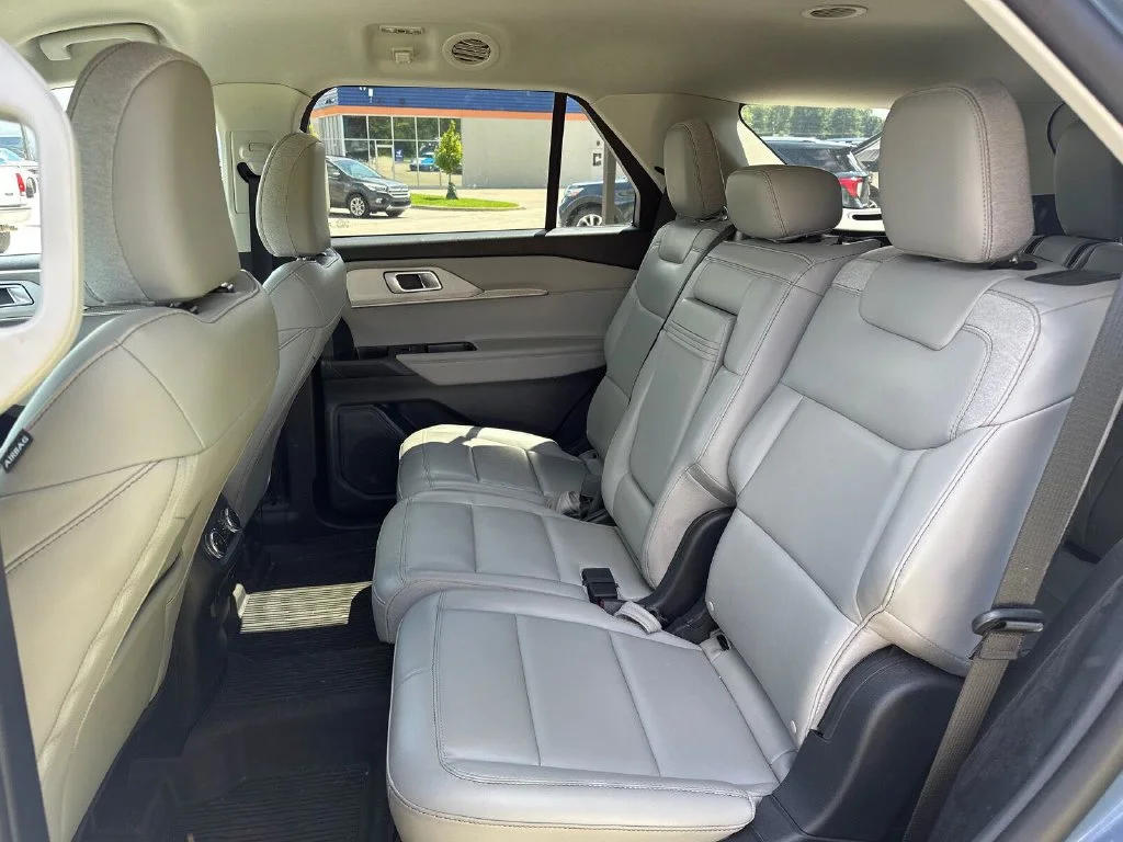 Used 2025 Blue Ford Active image 6