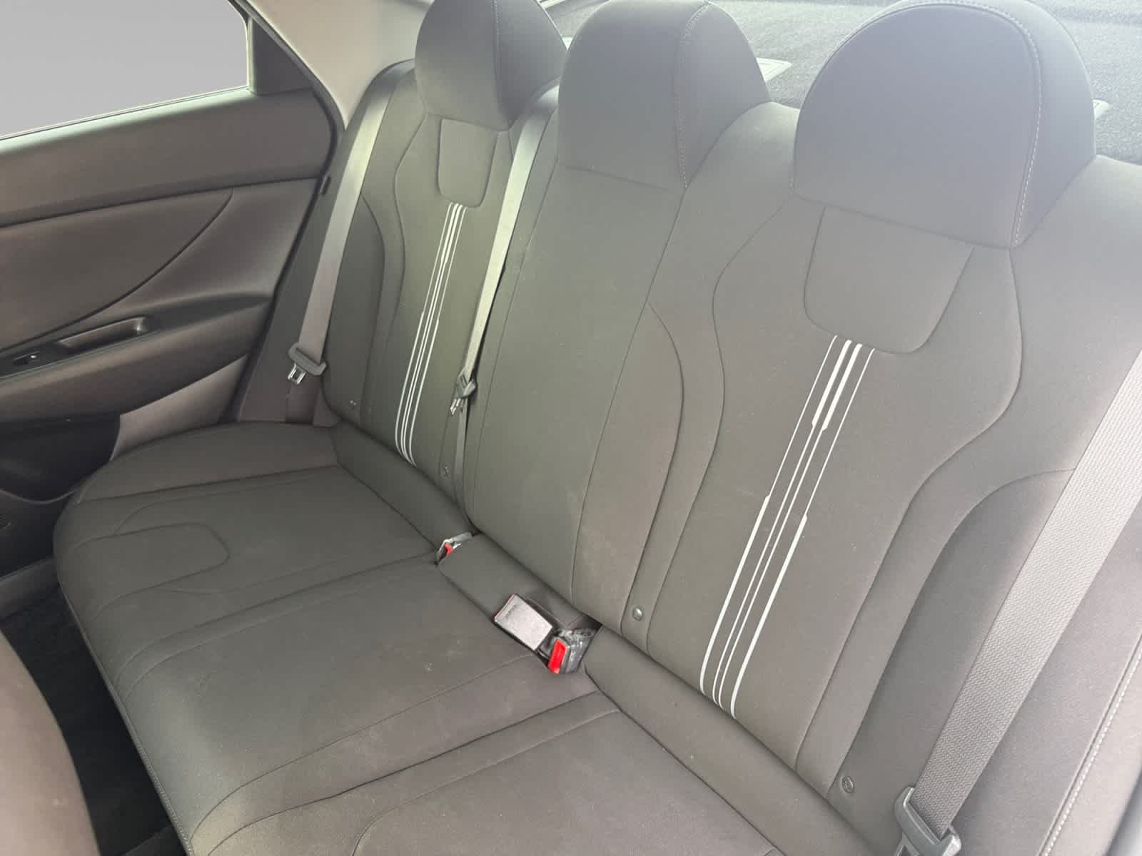 2024 Hyundai Elantra SEL - Photo 22