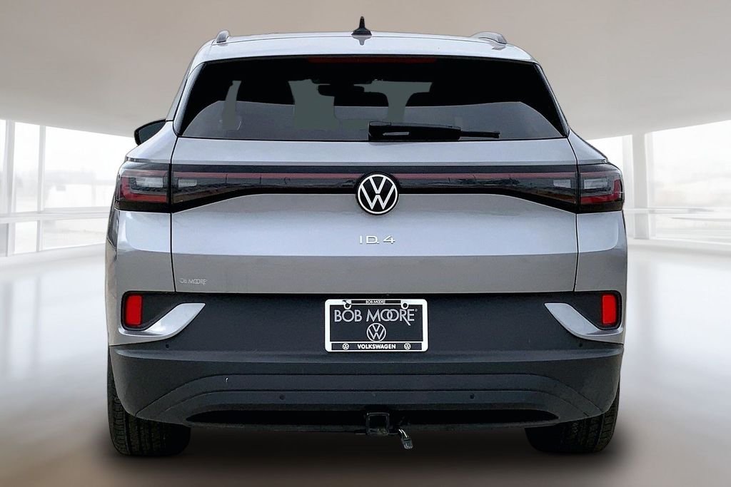Used 2023 Silver Mist Metallic Volkswagen Pro image 4