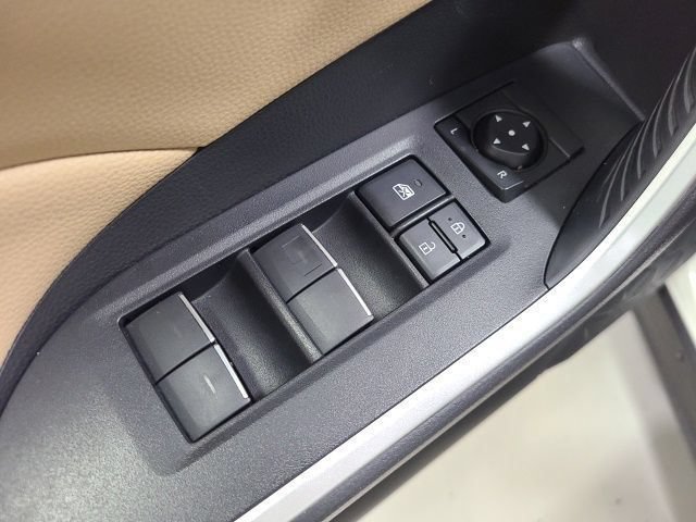 Certified Used 2022 Blizzard Pearl Toyota Hybrid XLE Premium image 23