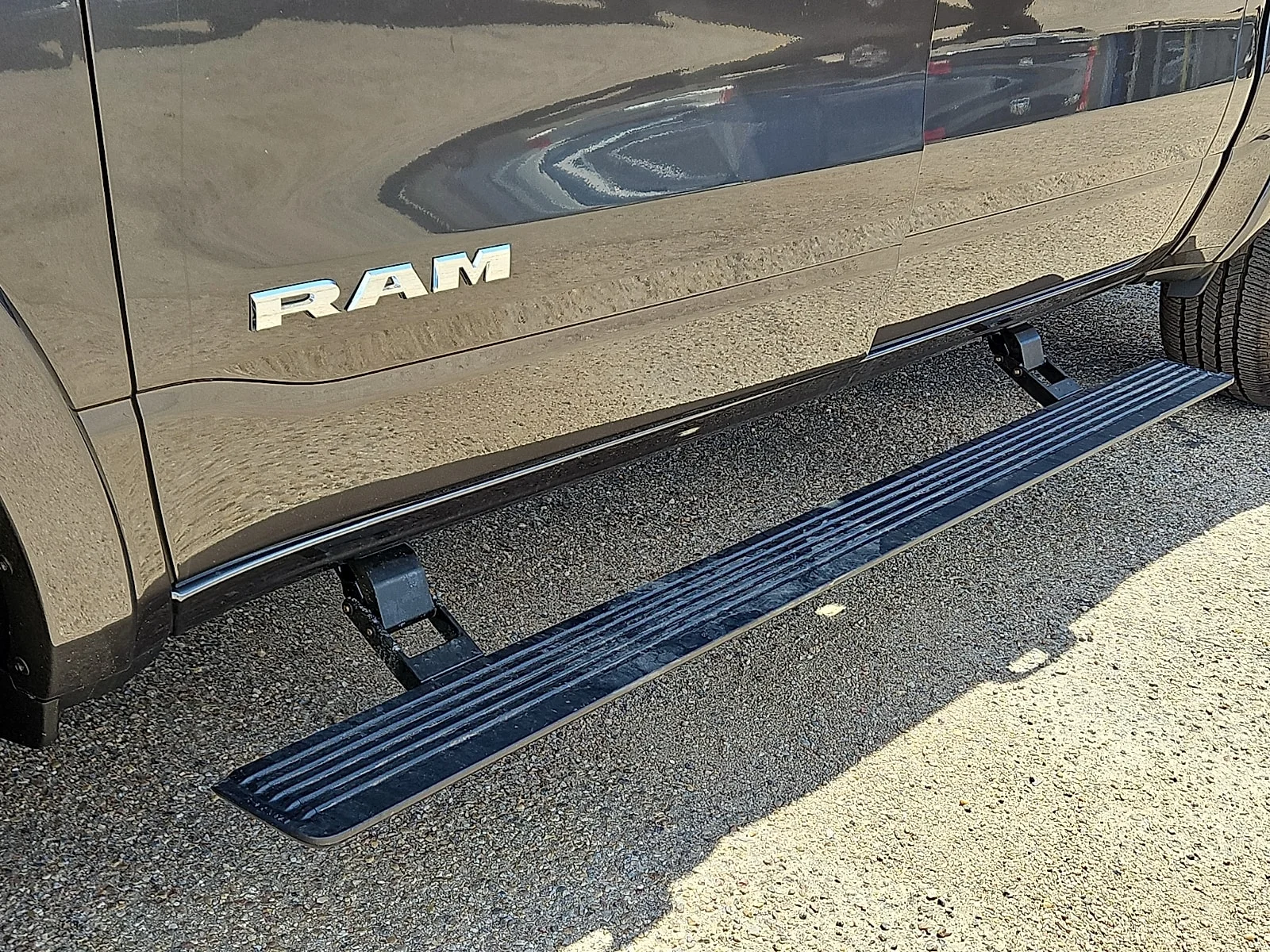 New 2026 PAU Granite Cry Ram LARAMIE CREW CAB 4X4 5