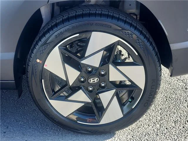 New 2026 Atlas White Hyundai Limited image 7