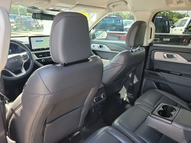 Used 2025 Silver Ford Active image 14
