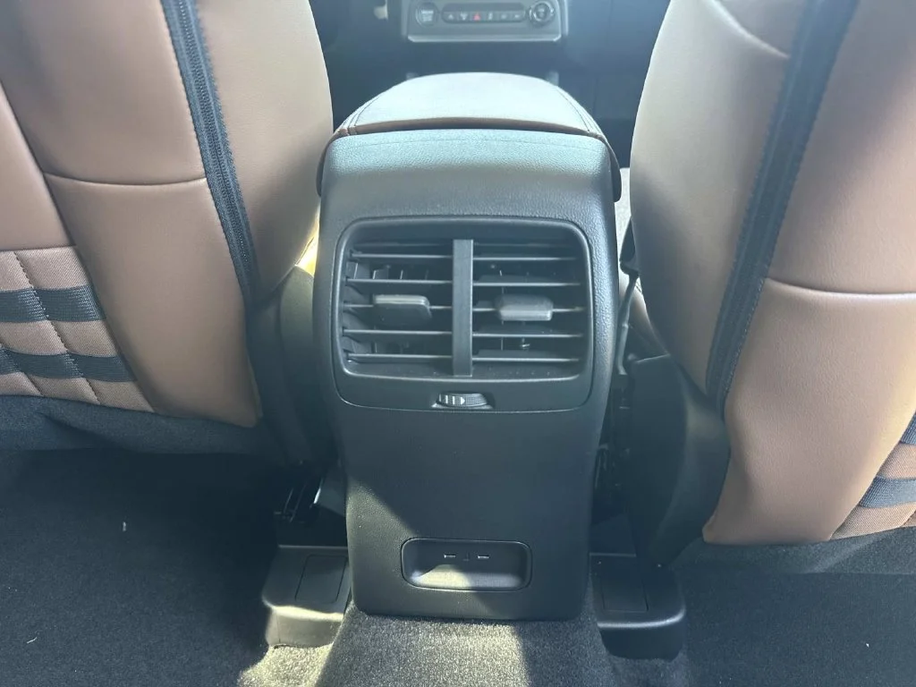 New 2026 Space White Metallic Ford Outer Banks® image 22