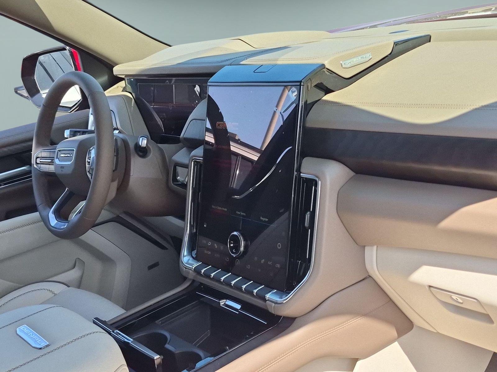 2026 GMC Yukon XL Denali - Photo 28