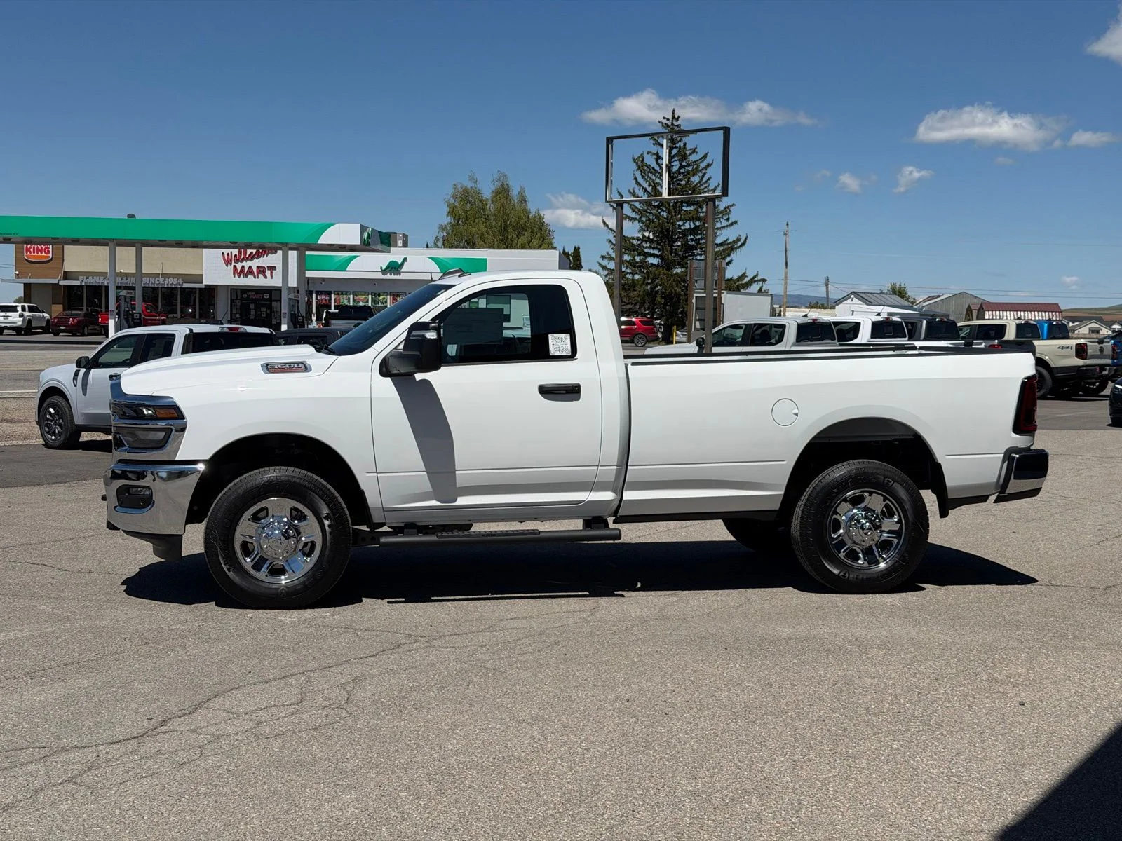 New 2026 Bright White Clear-Coat Exterior Paint RAM Tradesman image 11