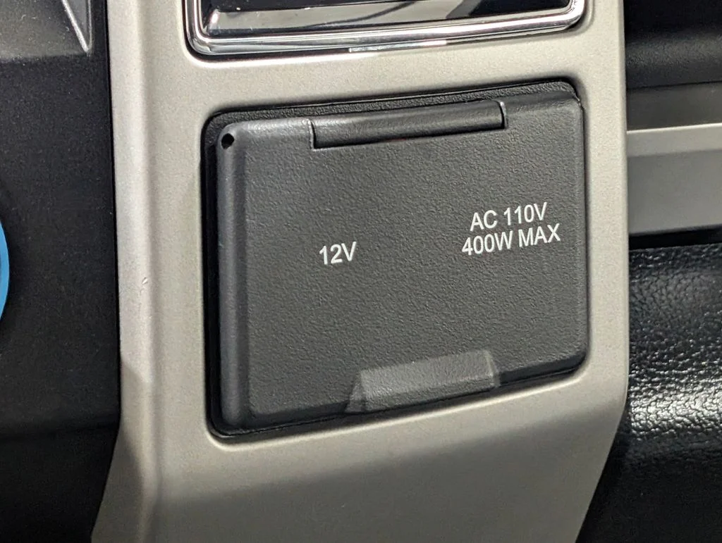 Certified Used 2020 Blue Jeans Metallic Ford Lariat image 9