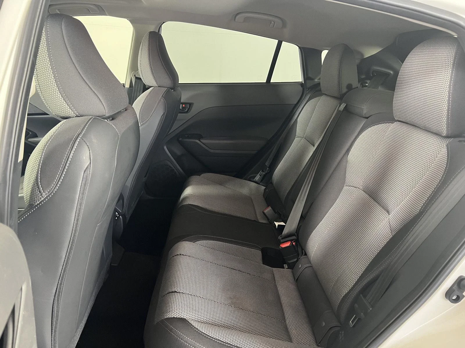 Used 2024 Crystal White Pearl Subaru Premium image 25