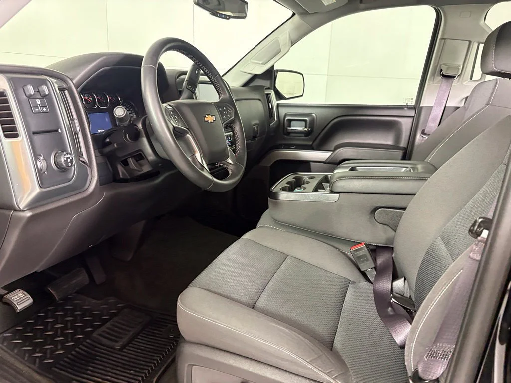 Used 2016 BLACK Chevrolet LT image 25