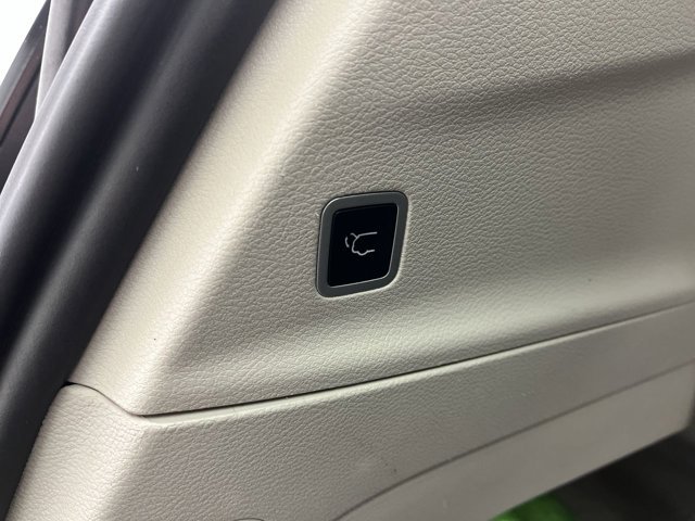 2024 Chrysler Pacifica Limited - Photo 35