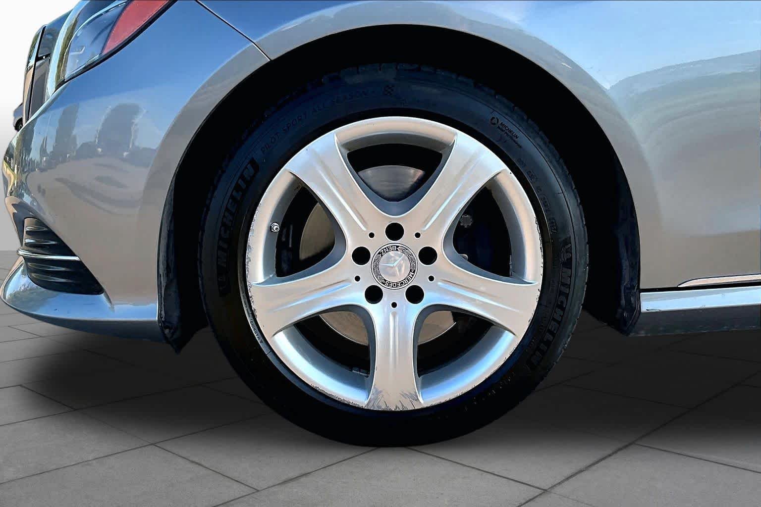 Used 2014 Palladium Silver Metallic Mercedes-Benz E 350 Luxury image 11