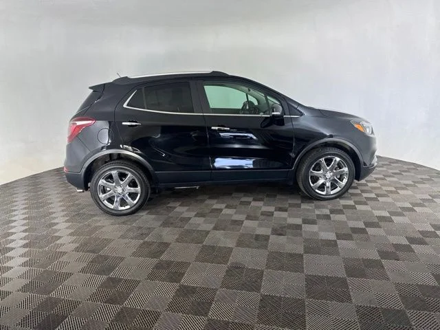 Used 2018 Black Buick Premium image 4