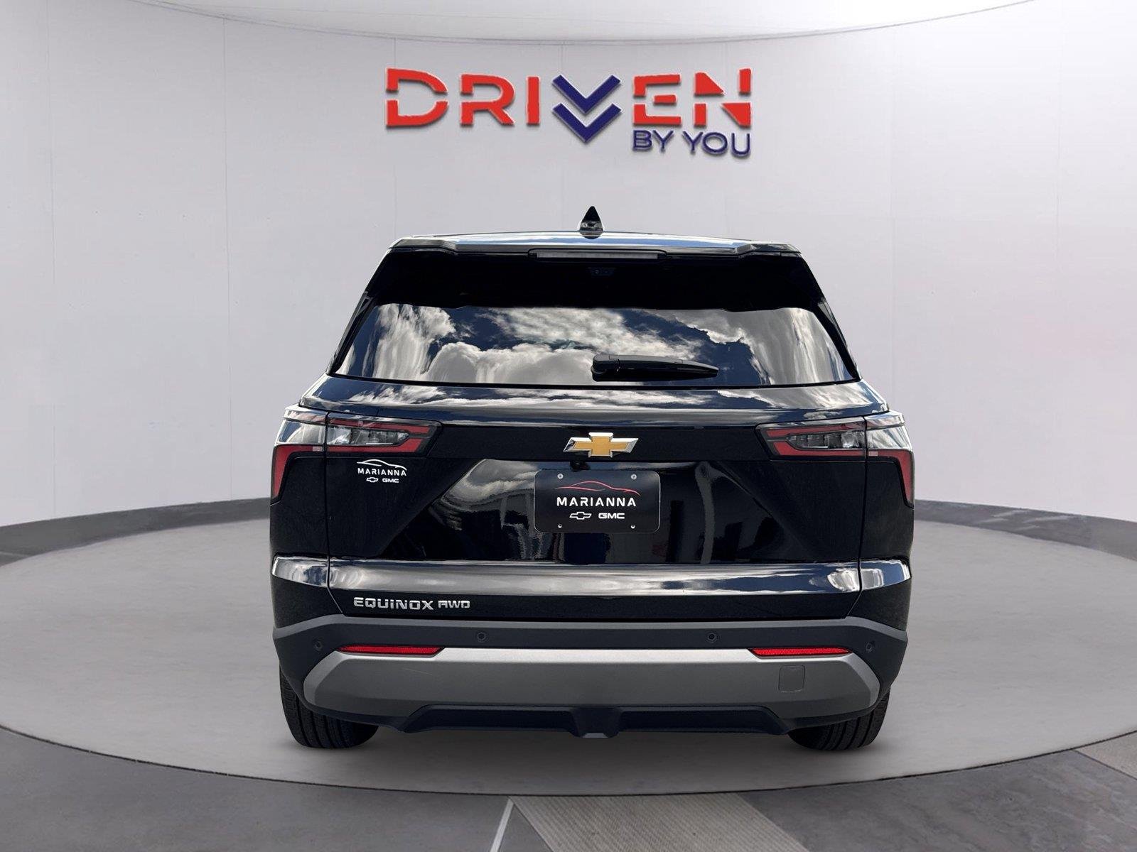 New 2026 Mosaic Black Metallic Chevrolet LT image 5