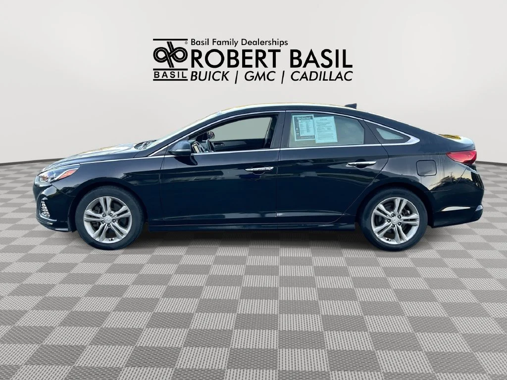 Used 2019 Black Hyundai SEL image 5
