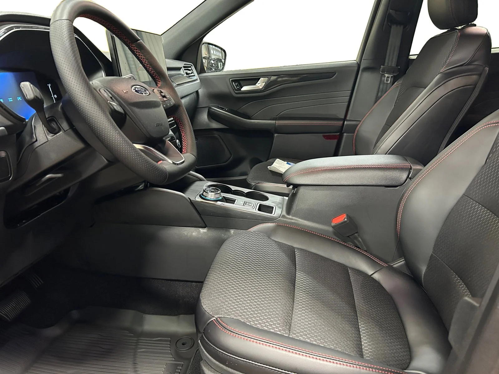 New 2026 Rapid Red Metallic Tinted Clearcoat Ford ST-Line image 14
