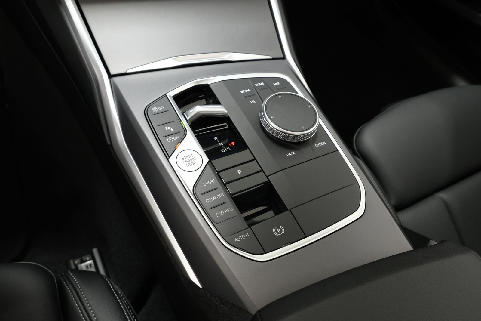 2025 BMW 2 Series 230i - Photo 21