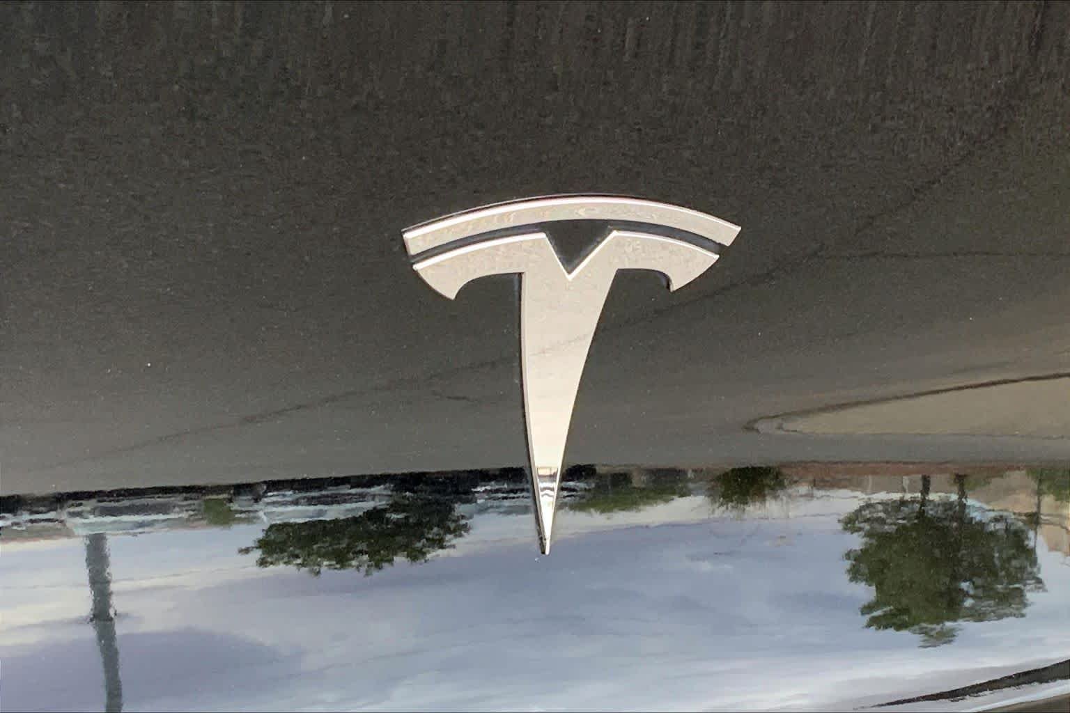 Used 2024 Stealth Grey Tesla Long Range image 29