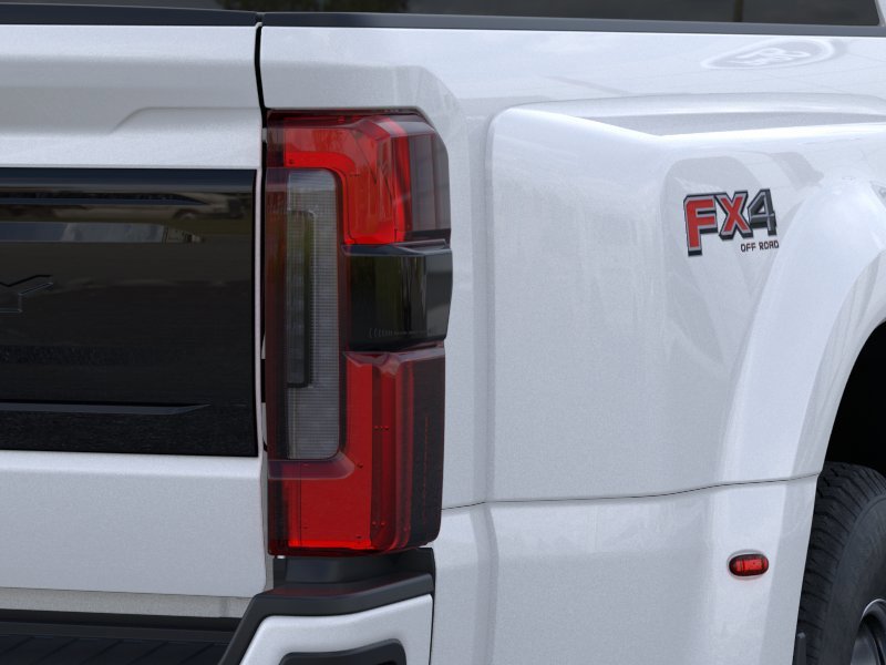 New 2026 White Ford Platinum image 21