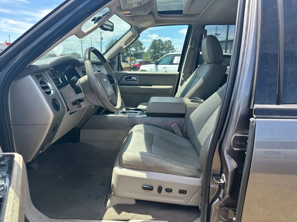 Used 2013 Gray Ford Limited image 9