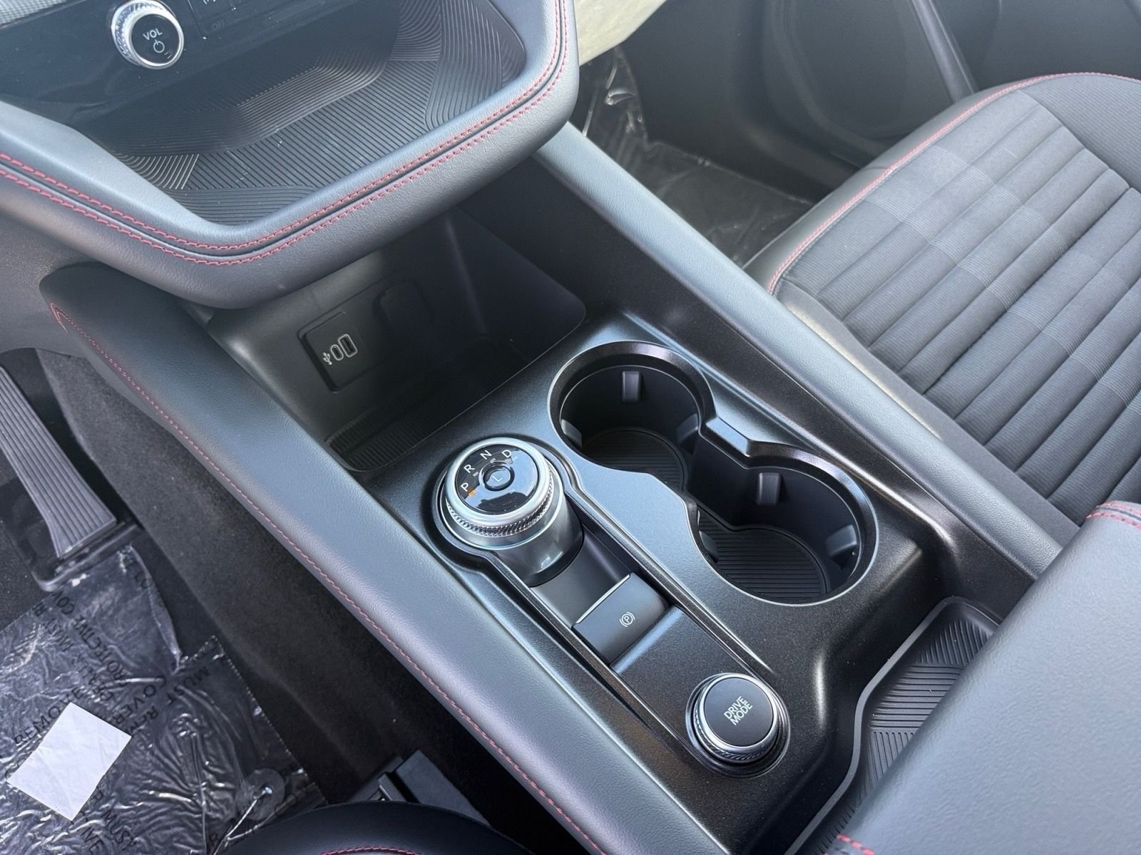 New 2026 Carbonized Gray Metallic Ford ST-Line image 23