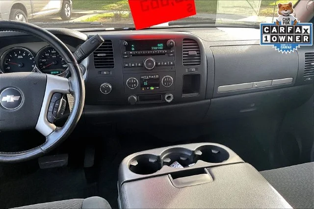 Used 2007 Silver Birch Metallic Chevrolet LT w/1LT image 6