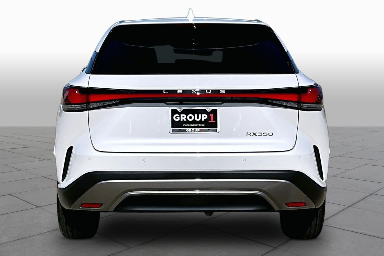 Used 2025 Eminent White Pearl Lexus  image 5