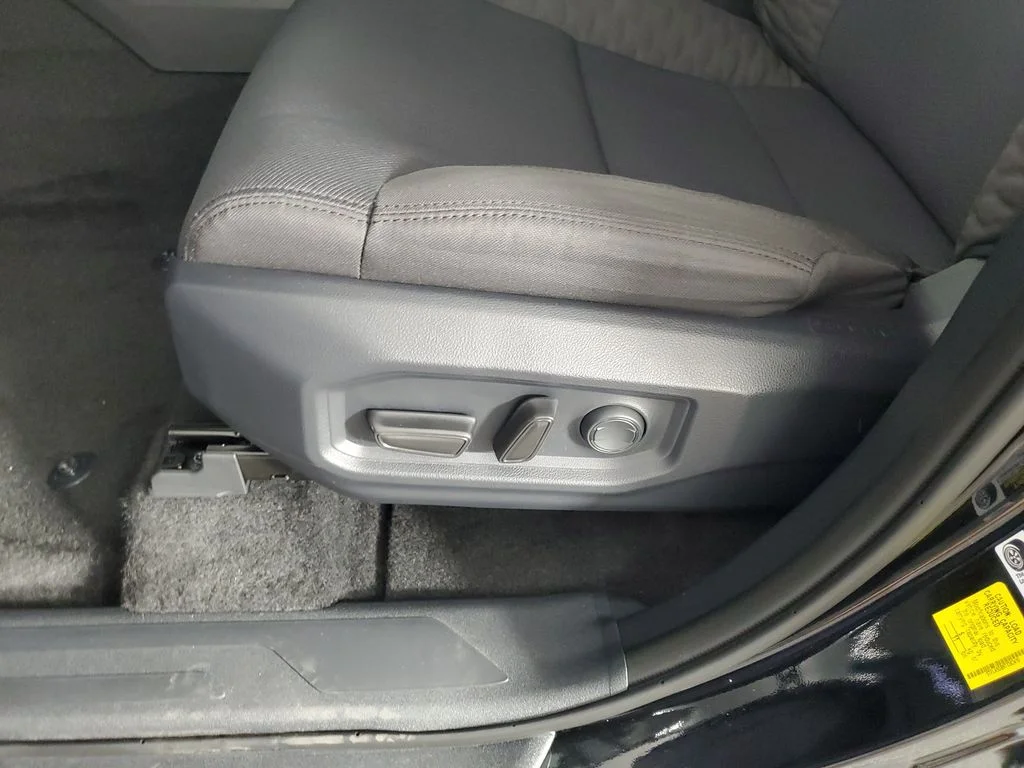 Used 2026 Black Toyota SR5 image 31