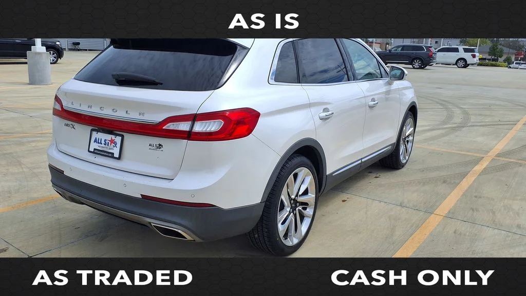 Used 2017 White Lincoln Reserve image 7