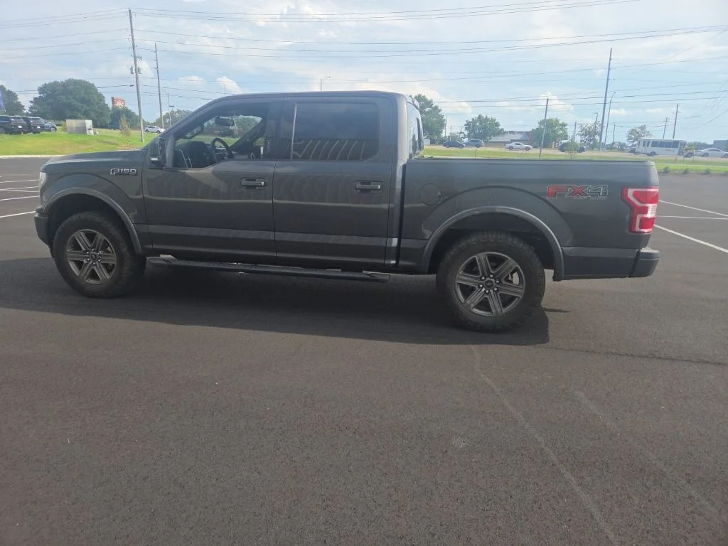 Used 2020 Gray Ford XLT image 11