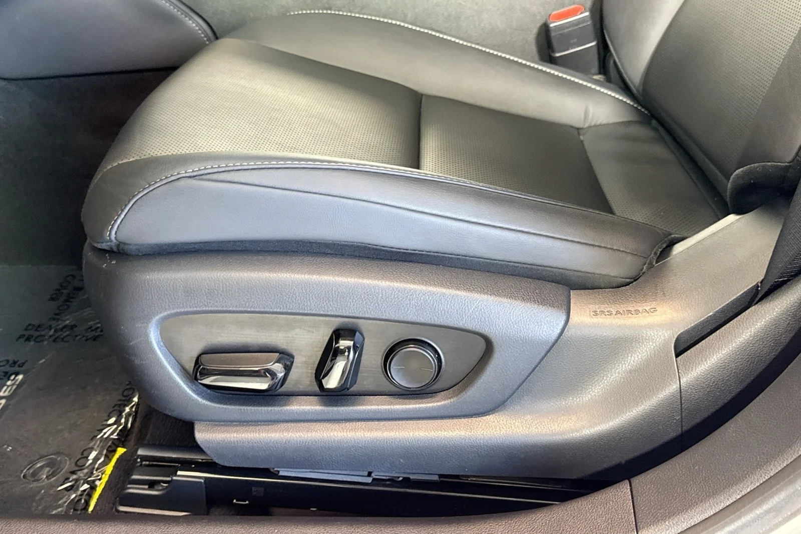 Used 2023 White Lexus ES 350 image 18