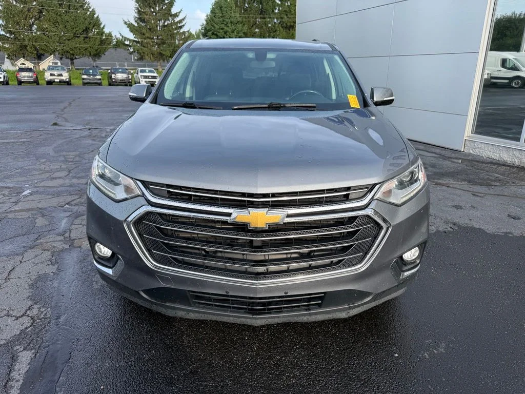 Used 2019 Gray Chevrolet 3LT image 11