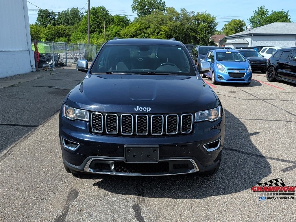 Used 2018 Blue Jeep Limited image 8
