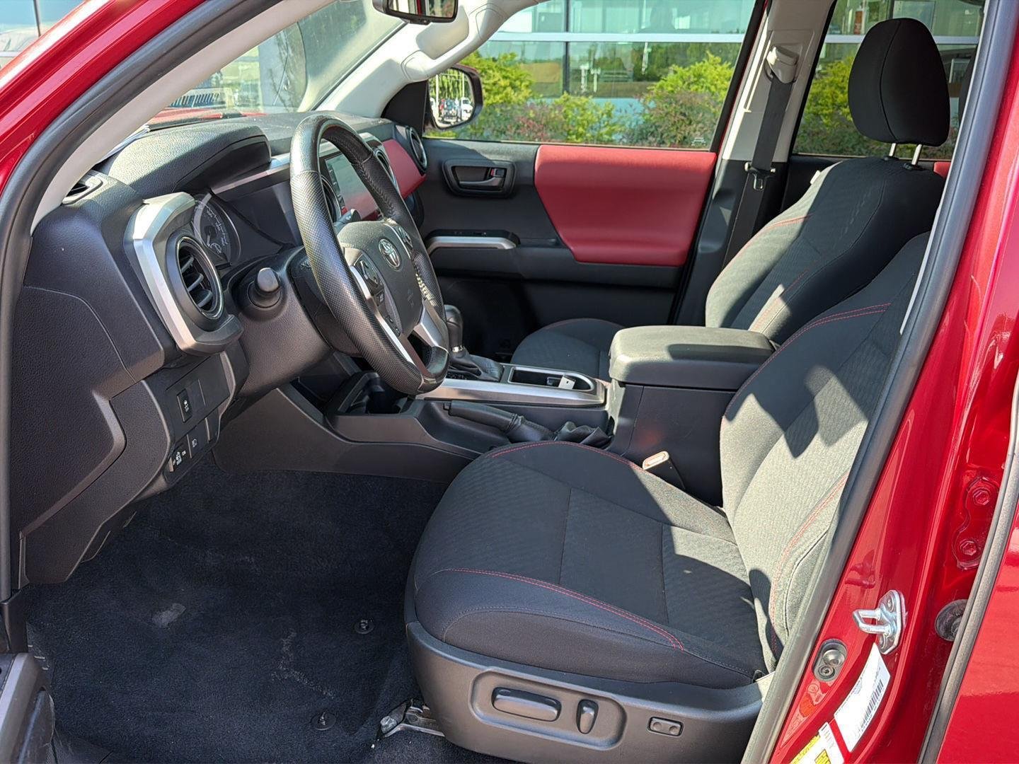 Used 2023 RED Toyota SR5 image 10