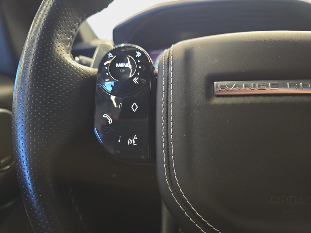 Used 2020 Black Land Rover SVR image 20