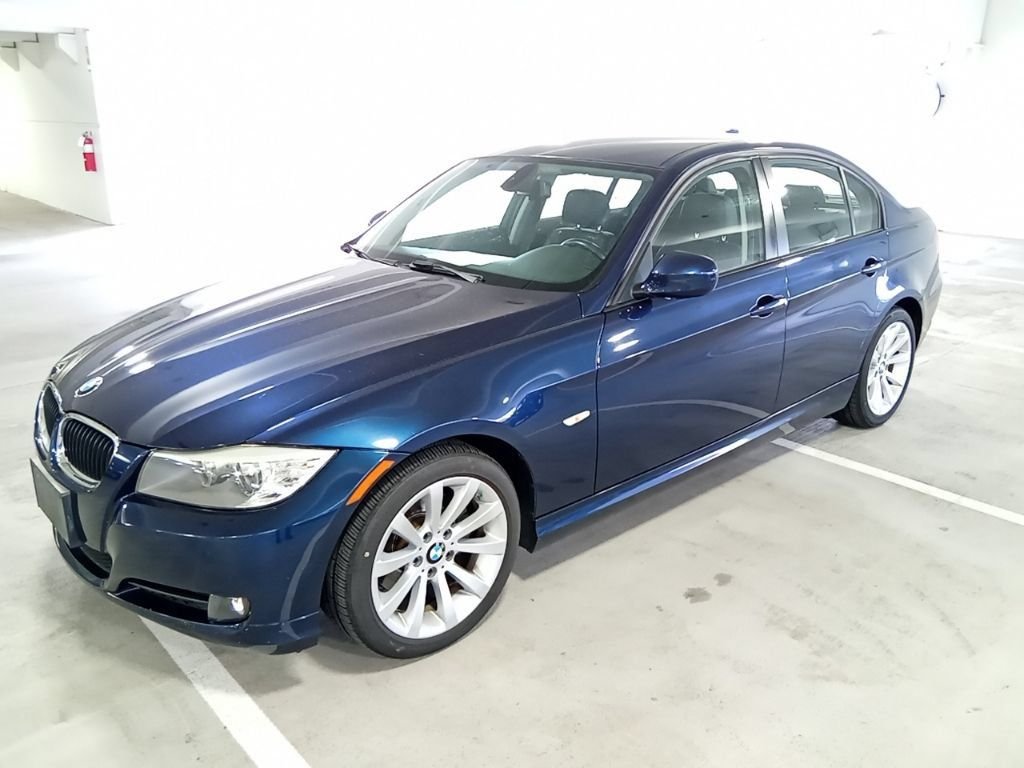 2011 BMW 3 Series 328i Sedan SULEV's photo