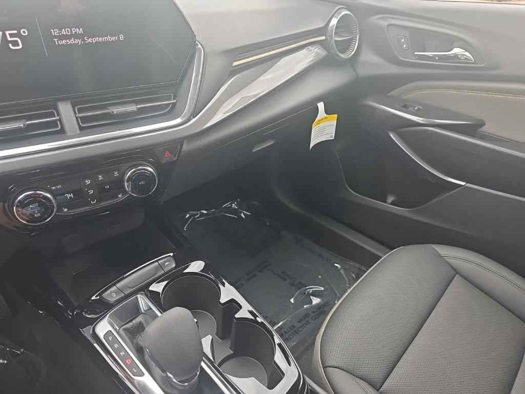 2026 Chevrolet Trax Activ - Photo 17