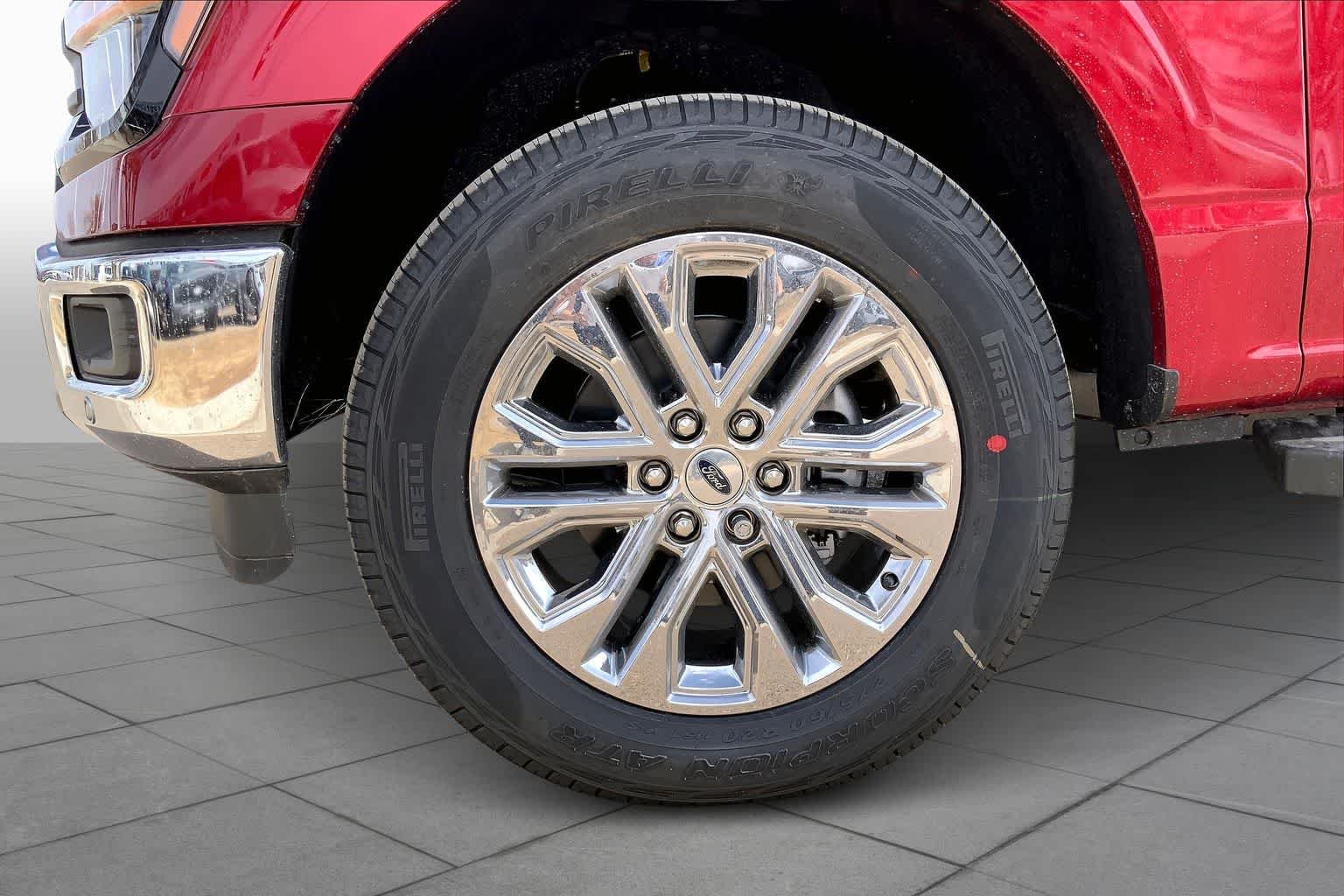 New 2026 Ruby Red Metallic Tinted Clearcoat Ford XLT image 11