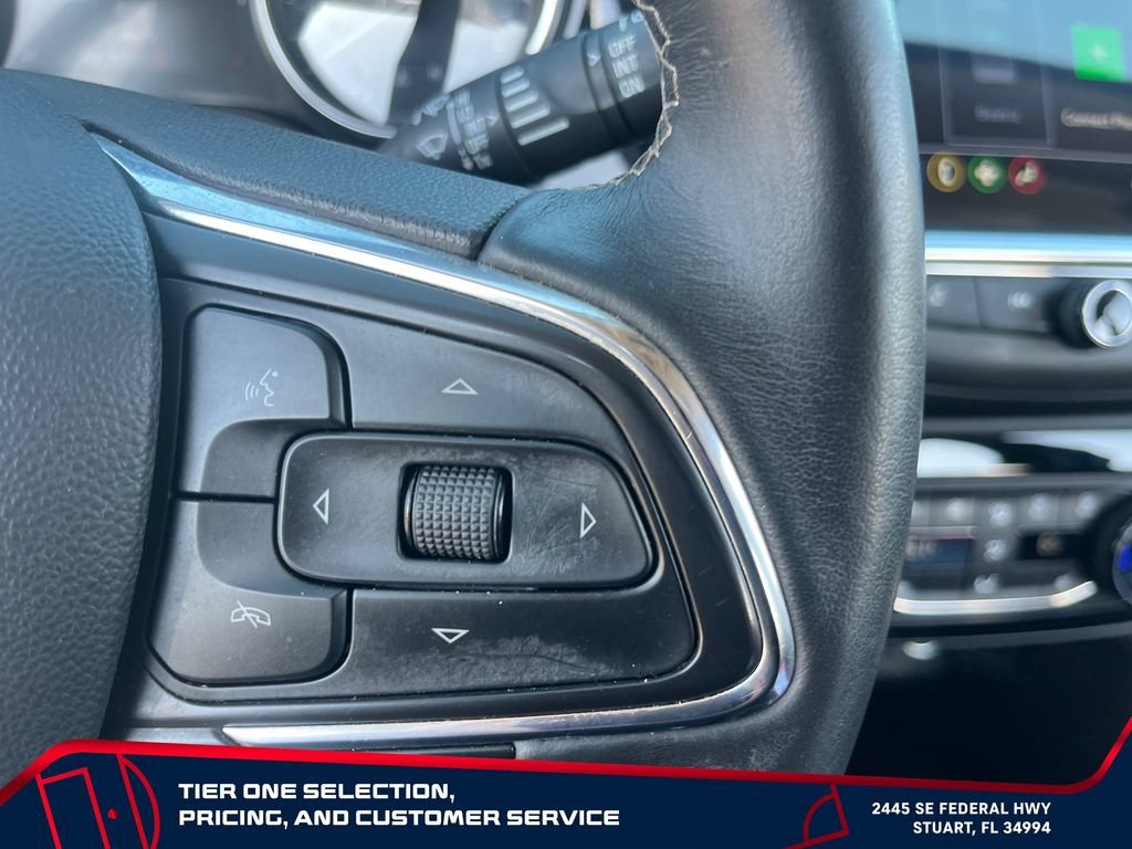 Used 2023 EBONY TWILIGHT METALLIC Buick Essence image 19