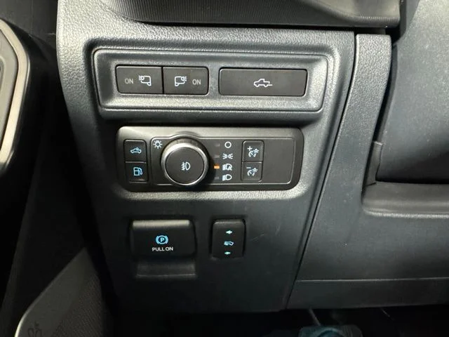 Used 2022 Quartz Metallic Ford Platinum image 20